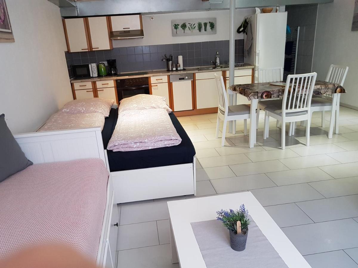 Ferienwohnung/Monteurzimmer Auf Dem Bauernhof Mörlenbach Kültér fotó