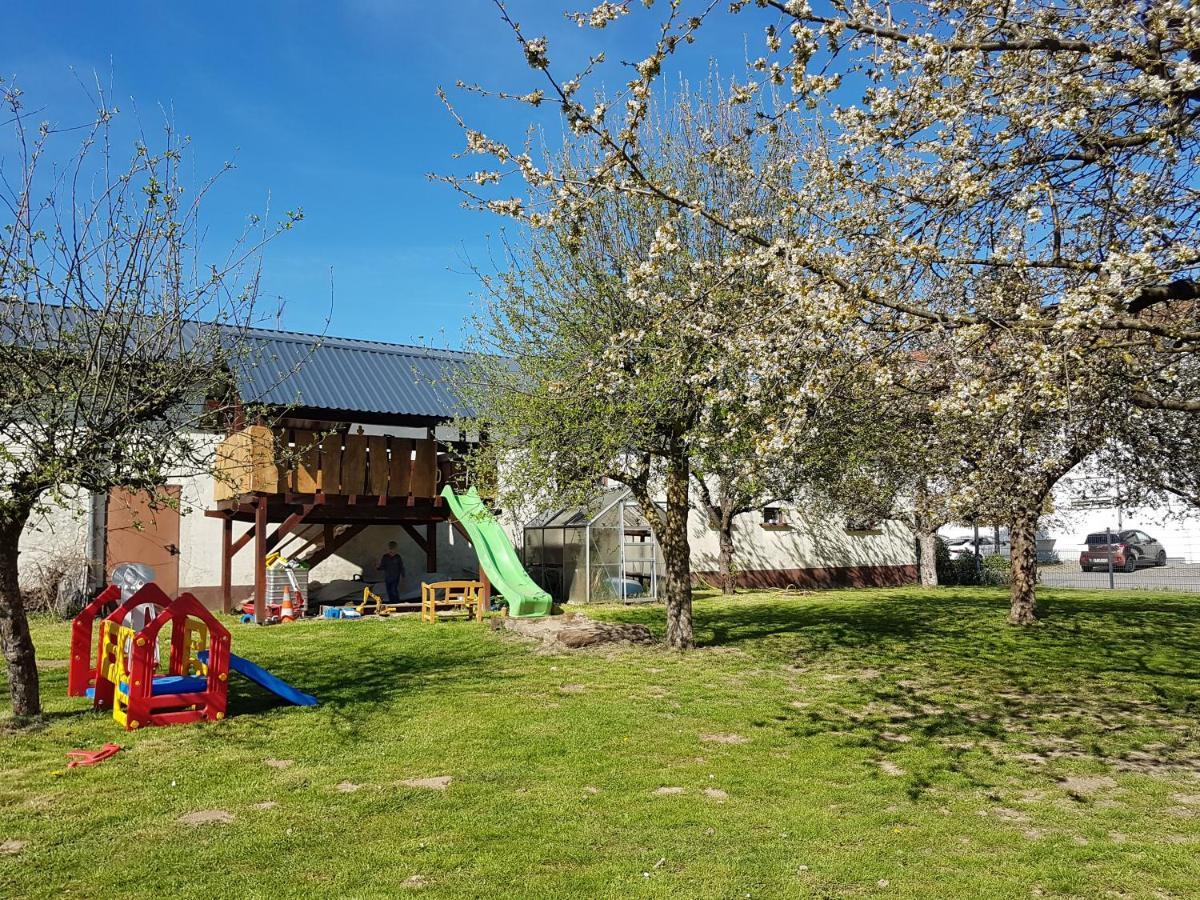 Ferienwohnung/Monteurzimmer Auf Dem Bauernhof Mörlenbach Kültér fotó