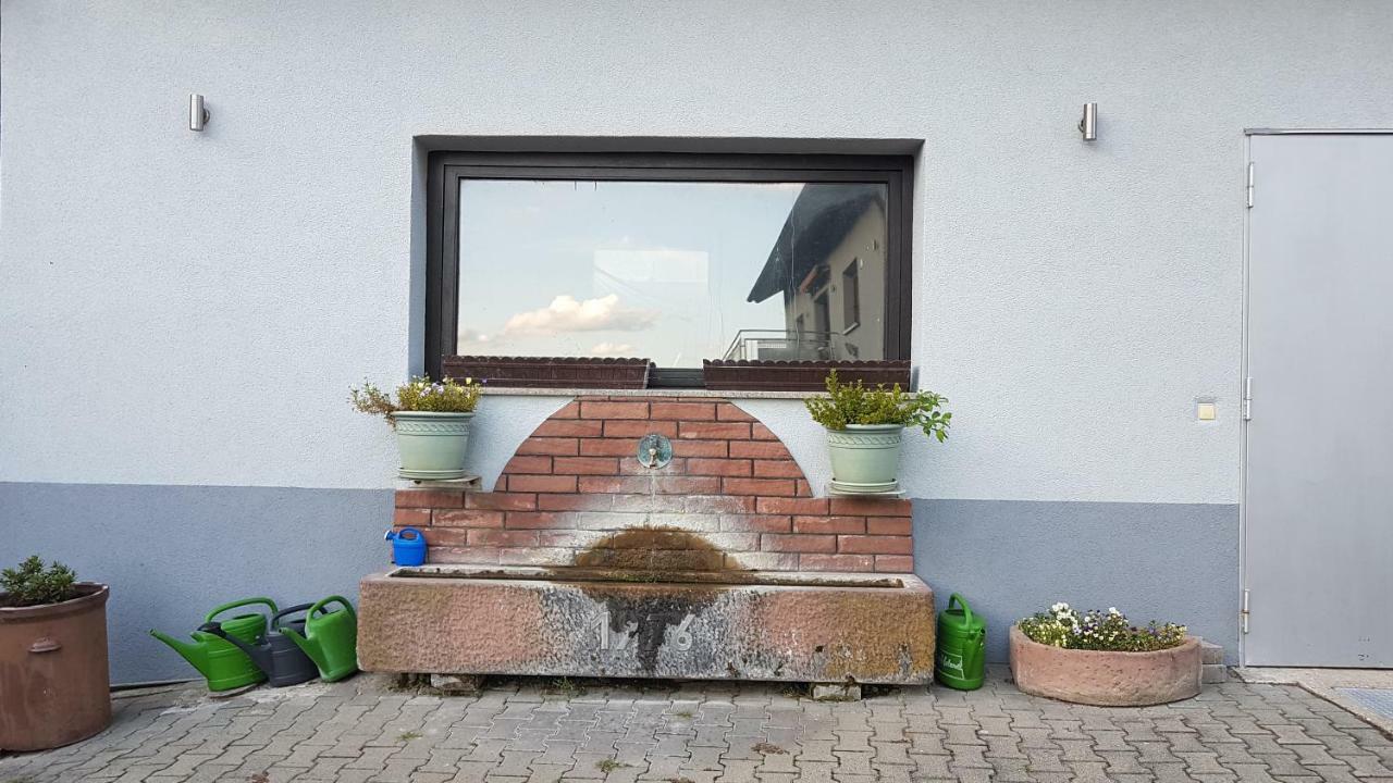 Ferienwohnung/Monteurzimmer Auf Dem Bauernhof Mörlenbach Kültér fotó